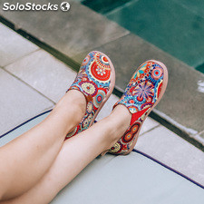 UIN Blossom Women&#39;s Fashion Tribe Art Sneaker Painted Canvas Slip-On Ladies Trav