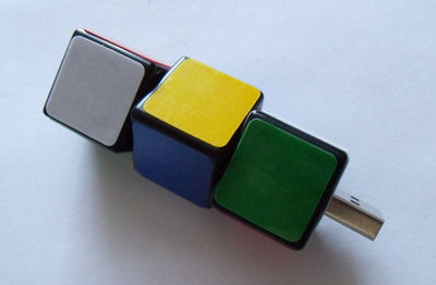 USB2.0 garçon cadeau 2G cube lecteur flash Usb disque rotation Cube pen drive - Photo 2