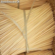 varas de bambu redondos