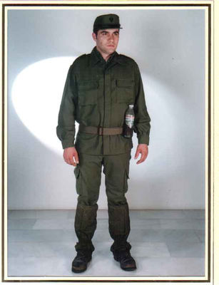 Vêtements militaires - Photo 4