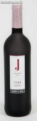 Vino tinto joven &quot;Marina &amp; Oriol&quot;