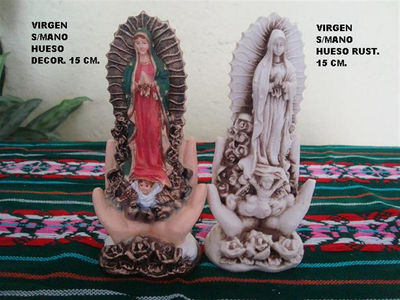Virgen sobre manos decorada 30 cm. - Foto 2