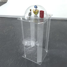 vitrine ronde diamètre 30 cm sur pied