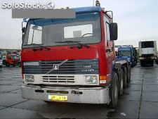 Volvo Terberg porte-conteneurs 10x4