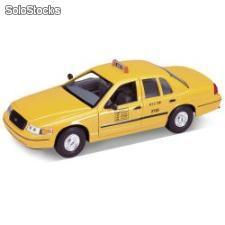 Welly 1:24 ford crown victoria taxi