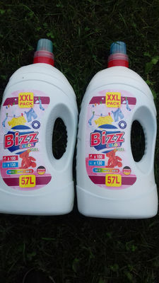Żel do prania Bizz 4,1L oraz 5,7 L na paletach od producenta